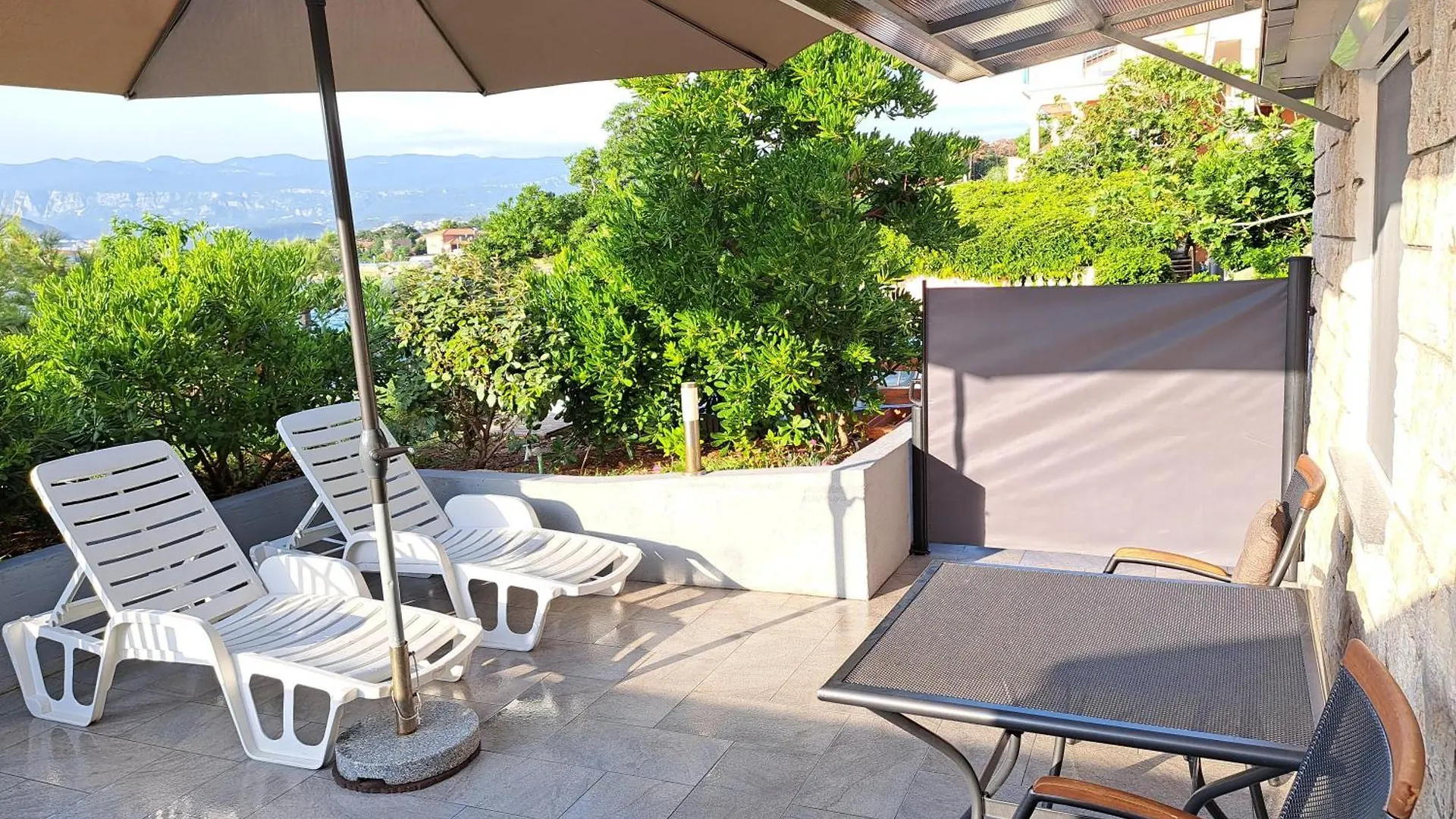 App3 Marin Apartment Silo